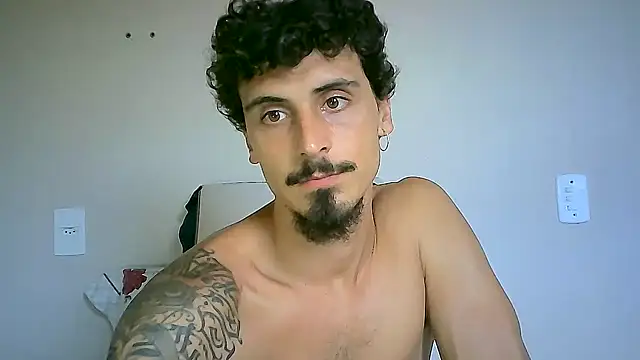 Snapshot of milkoffe chatting on 02-03-25, 07:10 milkoffe online show from 02-03-25, 07:10