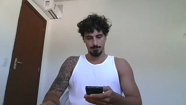 Snapshot of milkoffe chatting on 02-01-26, 12:37 milkoffe online show from 02-01-26, 12:37