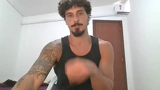 Snapshot of milkoffe chatting on 02-04-26, 01:28 milkoffe online show from 02-04-26, 01:28