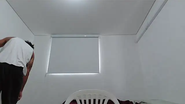 Snapshot of milkoffe chatting on 02-23-26, 03:09 milkoffe online show from 02-23-26, 03:09