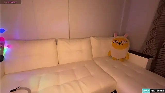 Snapshot of Anna_Bali chatting on 12-29-24, 02:06 Anna Bali online show from 12-29-24, 02:06