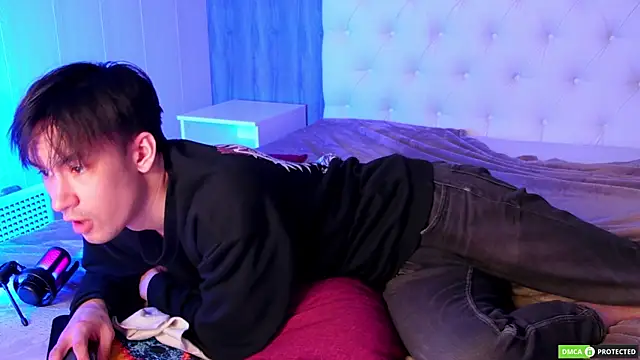 CalvinOwens online show from 03-22-25, 06:54