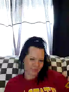Snapshot of SidneyRaee chatting on 01-03-25, 08:11 SidneyRaee online show from 01-03-25, 08:11
