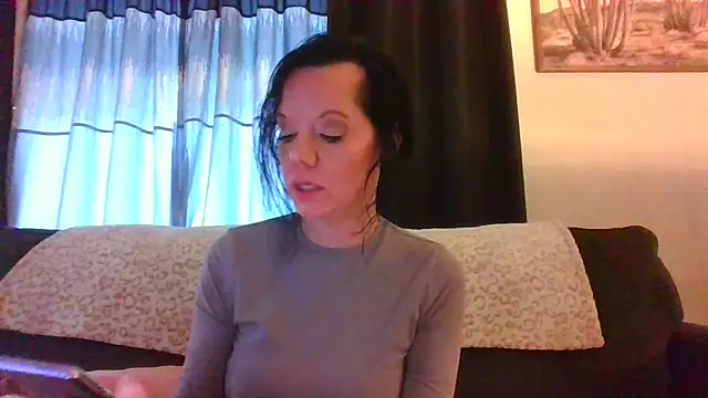 Snapshot of SidneyRaee chatting on 01-30-25, 08:31 SidneyRaee online show from 01-30-25, 08:31