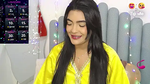 Snapshot of lakshmiraniii chatting on 05-20-26, 12:11 lakshmiraniii online show from 05-20-26, 12:11