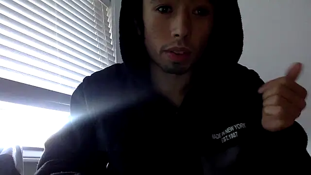 Snapshot of lilboygonewild chatting on 10-09-25, 07:56 lilboygonewild online show from 10-09-25, 07:56