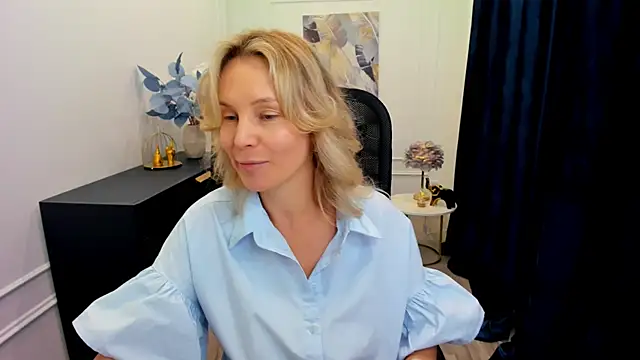 Sinty Devis online show from 09-13-25, 11:43