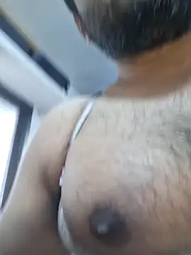 Snapshot of dirtybearr chatting on 03-20-25, 05:13 dirtybearr online show from 03-20-25, 05:13