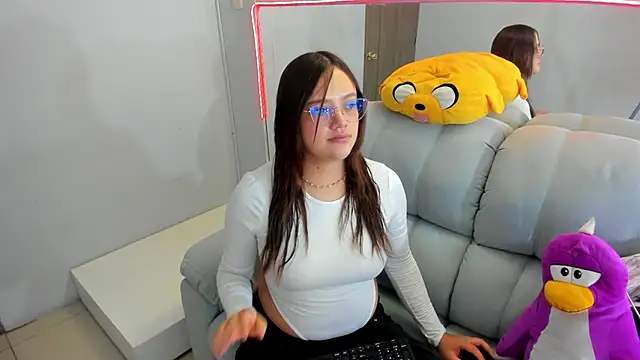  Sarahh 0 online show from 10-07-25, 01:30