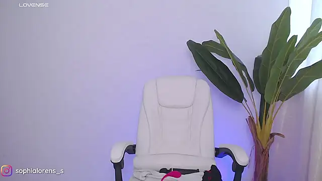 sophialorens s online show from 02-27-25, 08:53