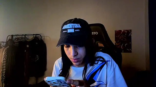 angelitofemboy online show from 11-23-25, 02:44