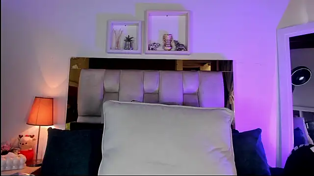 emmy r online show from 03-09-26, 12:09