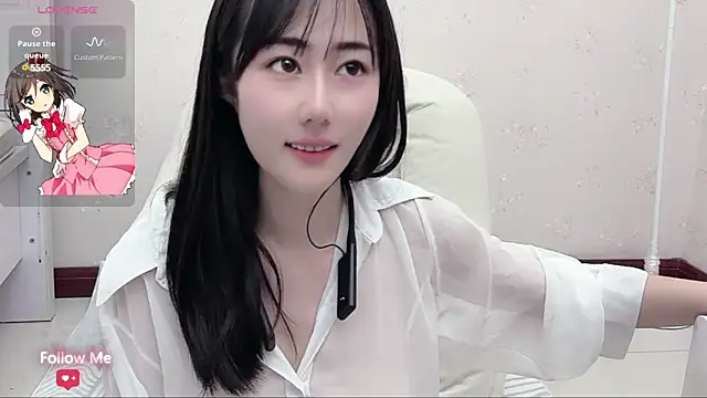 qiqi-- online show from 12-11-24, 02:00