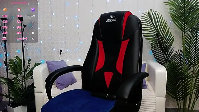 Camelia Lillie online show from 11-30-25, 03:21