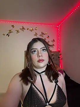 Jullieetta online show from 12-30-24, 07:59