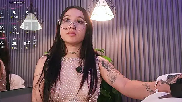 Snapshot of EriKlein chatting on 01-13-26, 07:52 EriKlein online show from 01-13-26, 07:52