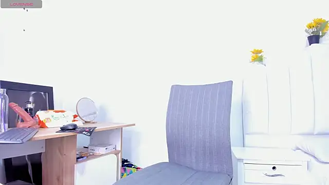 RoxannaBlanche online show from 03-10-25, 03:09