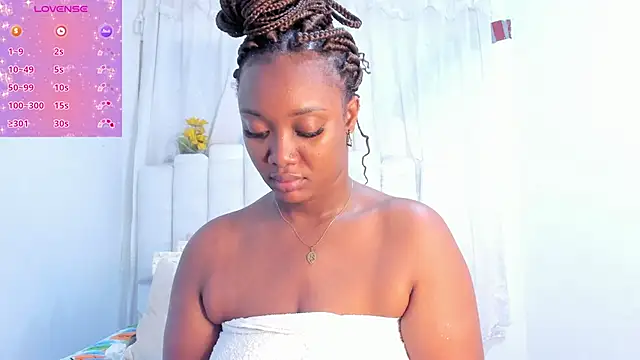 RoxannaBlanche online show from 09-29-25, 12:54