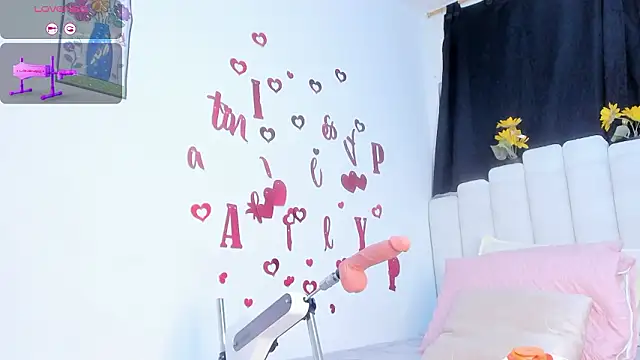 RoxannaBlanche online show from 03-12-26, 12:00