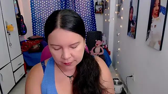 claryssa  online show from 11-24-25, 09:03