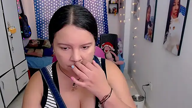 claryssa  online show from 12-05-25, 07:54