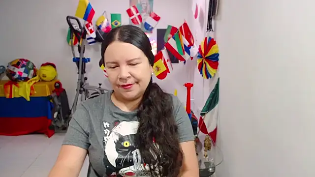 claryssa  online show from 07-05-26, 12:45
