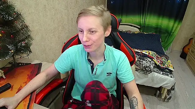 Alexis Gordon online show from 12-19-24, 02:56