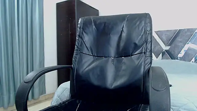 Frank heaven01 online show from 01-04-25, 06:19