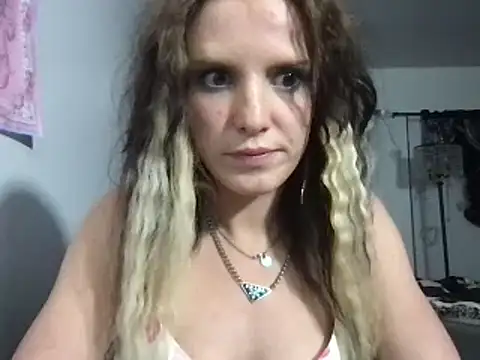 kittycatkendra online show from 02-22-25, 09:34