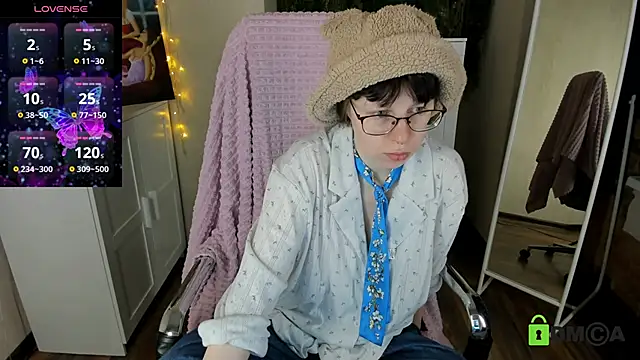 Melissa Wells online show from 10-03-25, 09:34