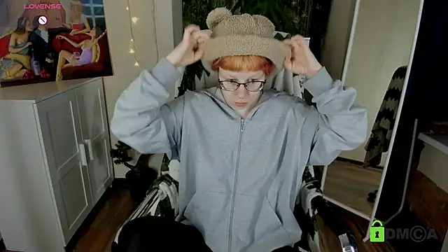 Melissa Wells online show from 12-03-25, 08:40