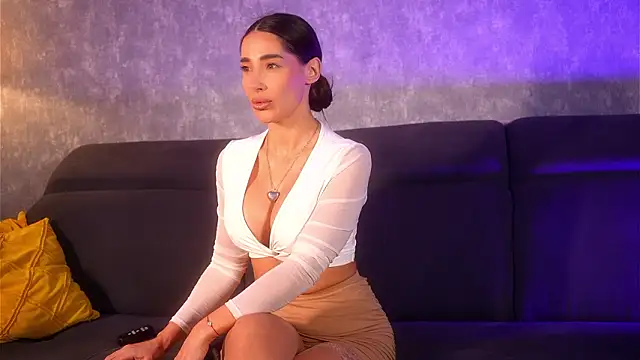 Miriam fox online show from 03-15-26, 07:25