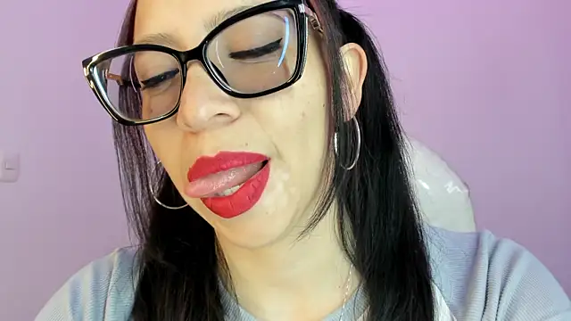 Snapshot of Katty_mouth chatting on 06-24-26, 03:00 Katty mouth online show from 06-24-26, 03:00