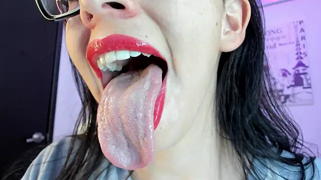 Snapshot of Katty_mouth chatting on 07-27-26, 07:54 Katty mouth online show from 07-27-26, 07:54