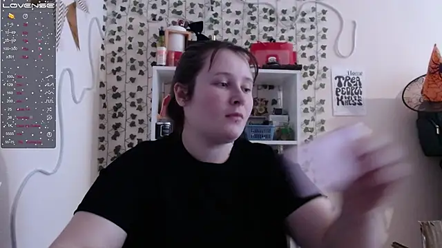 Light Luna online show from 02-04-25, 10:43