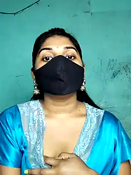 Snapshot of Luv_Adite20 chatting on 01-22-25, 05:49 Luv Adite20 online show from 01-22-25, 05:49