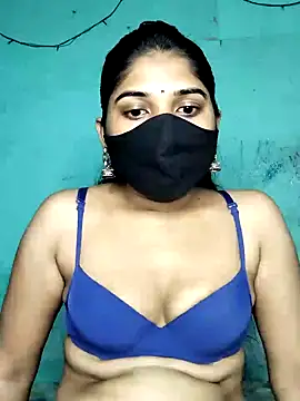 Snapshot of Luv_Adite20 chatting on 01-24-25, 05:31 Luv Adite20 online show from 01-24-25, 05:31