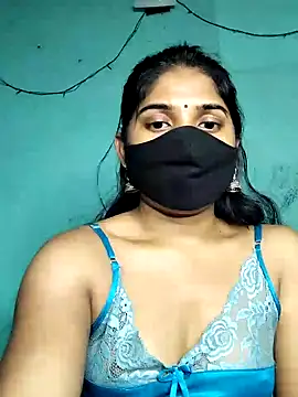 Snapshot of Luv_Adite20 chatting on 02-01-25, 08:26 Luv Adite20 online show from 02-01-25, 08:26