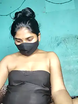 Snapshot of Luv_Adite20 chatting on 02-05-25, 05:53 Luv Adite20 online show from 02-05-25, 05:53