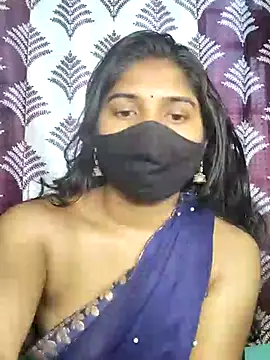 Snapshot of Luv_Adite20 chatting on 02-08-25, 05:40 Luv Adite20 online show from 02-08-25, 05:40