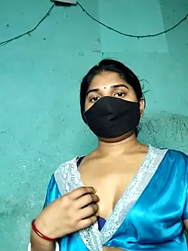 Snapshot of Luv_Adite20 chatting on 03-07-25, 09:06 Luv Adite20 online show from 03-07-25, 09:06