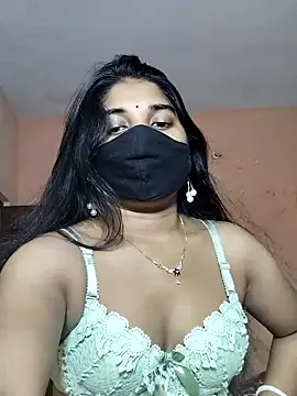 Snapshot of Luv_Adite20 chatting on 10-08-25, 06:33 Luv Adite20 online show from 10-08-25, 06:33