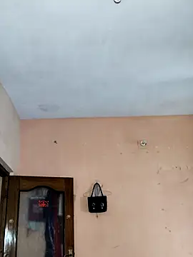 Snapshot of Luv_Adite20 chatting on 10-28-25, 05:33 Luv Adite20 online show from 10-28-25, 05:33