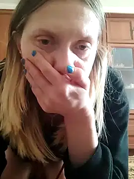 Snapshot of LeraSweet chatting on 02-19-25, 11:38 LeraSweet online show from 02-19-25, 11:38