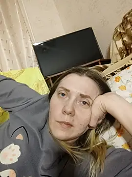 Snapshot of LeraSweet chatting on 03-08-25, 09:18 LeraSweet online show from 03-08-25, 09:18