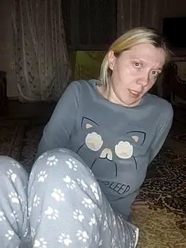 Snapshot of LeraSweet chatting on 11-15-25, 09:11 LeraSweet online show from 11-15-25, 09:11