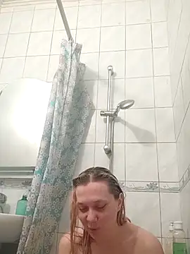 Snapshot of LeraSweet chatting on 12-14-25, 06:41 LeraSweet online show from 12-14-25, 06:41