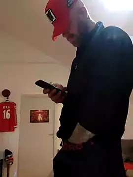 eltoulou online show from 02-04-25, 05:23