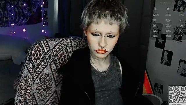 say mary online show from 04-17-26, 08:06