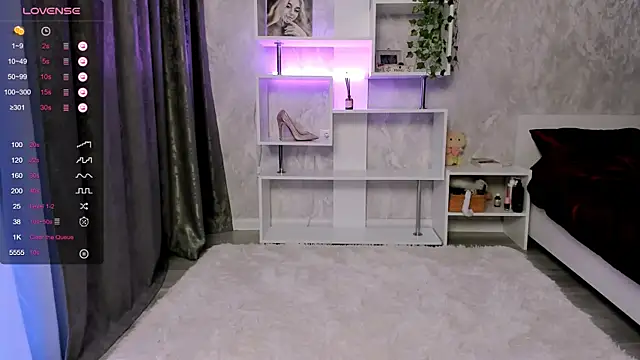 Polly  Hill online show from 01-12-26, 02:44